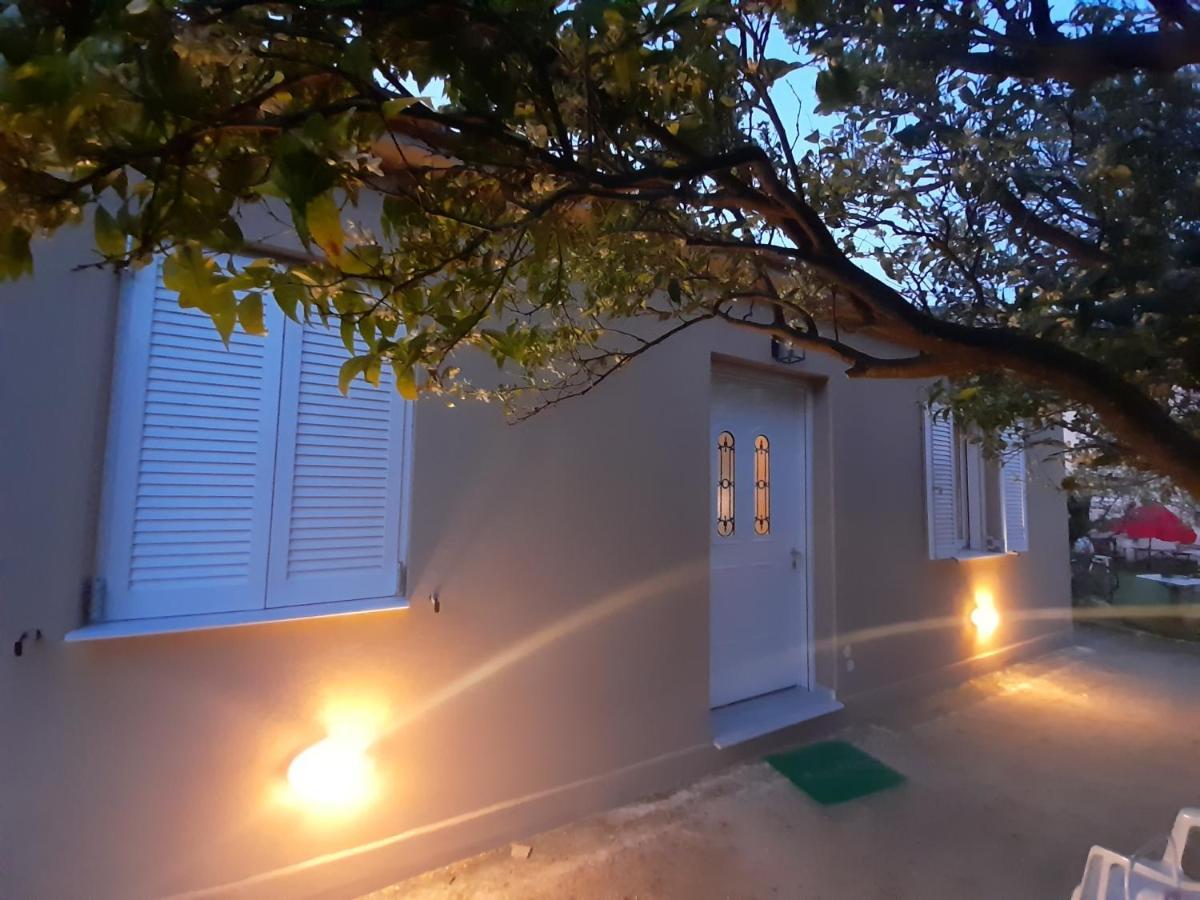 Villa Katoικια Lourdata  Esterno foto
