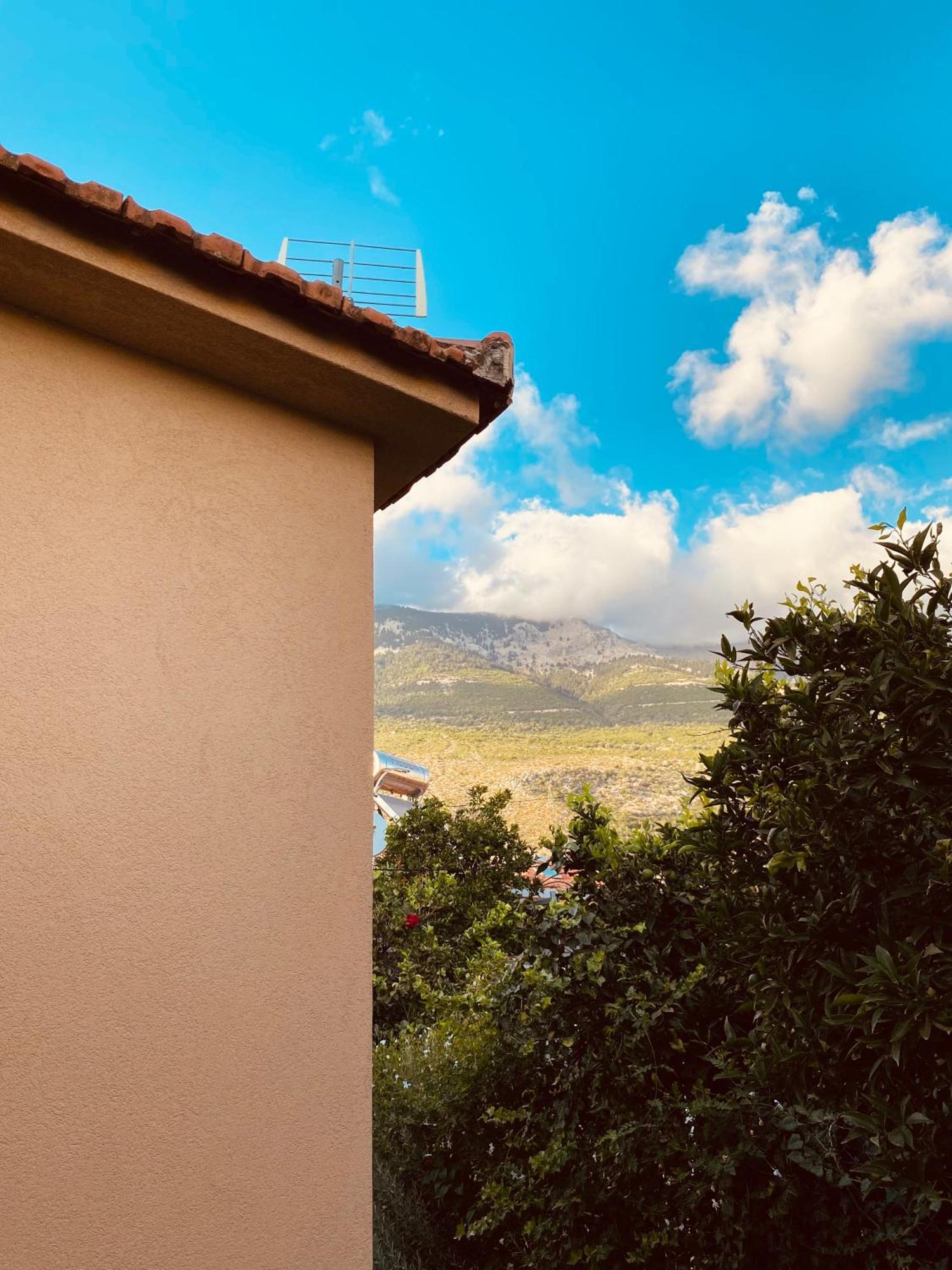 Villa Katoικια Lourdata  Esterno foto